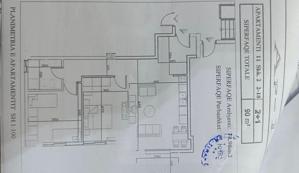 🏡 Shitet apartament 2+1 te Pallatet Çabej