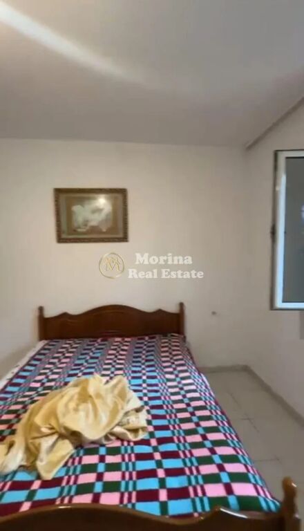 Qera | Shtëpi private 1 + 1 | Rruga 5 Maji | 300 €/muaj