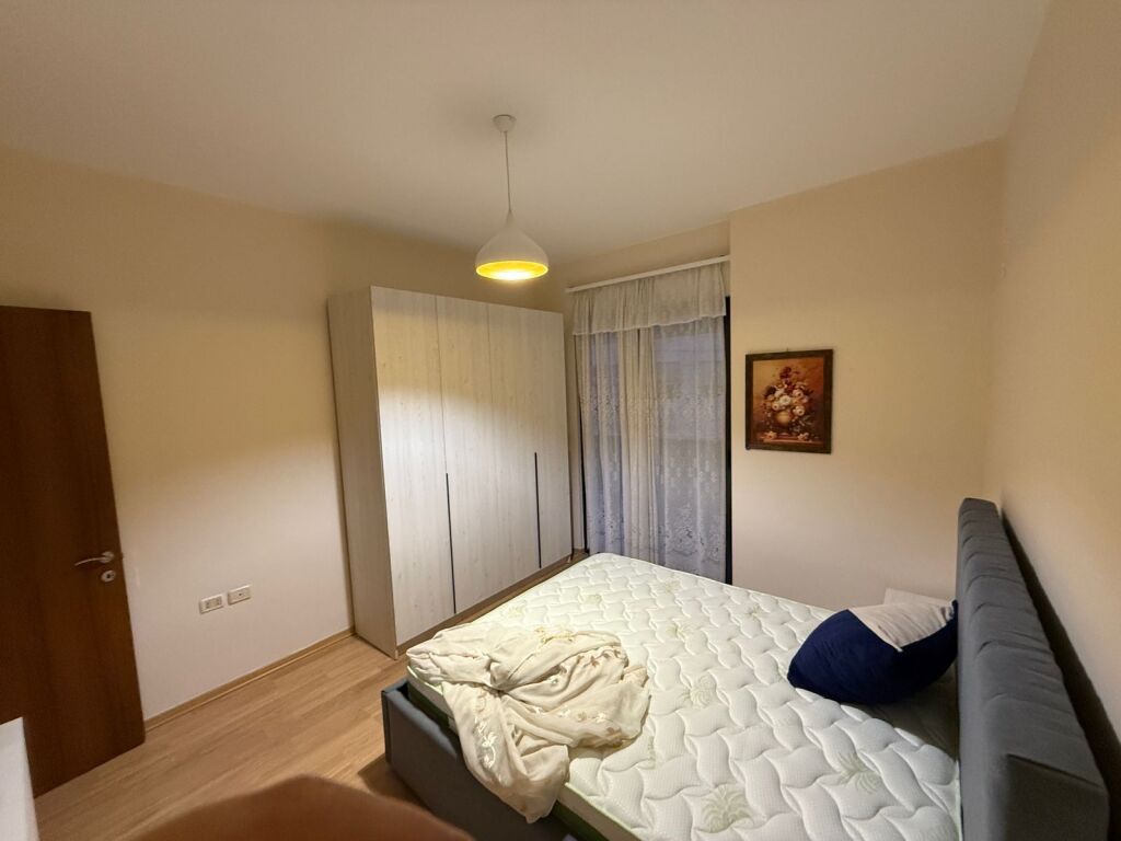 Apartament 2+1 per qira ne Astir