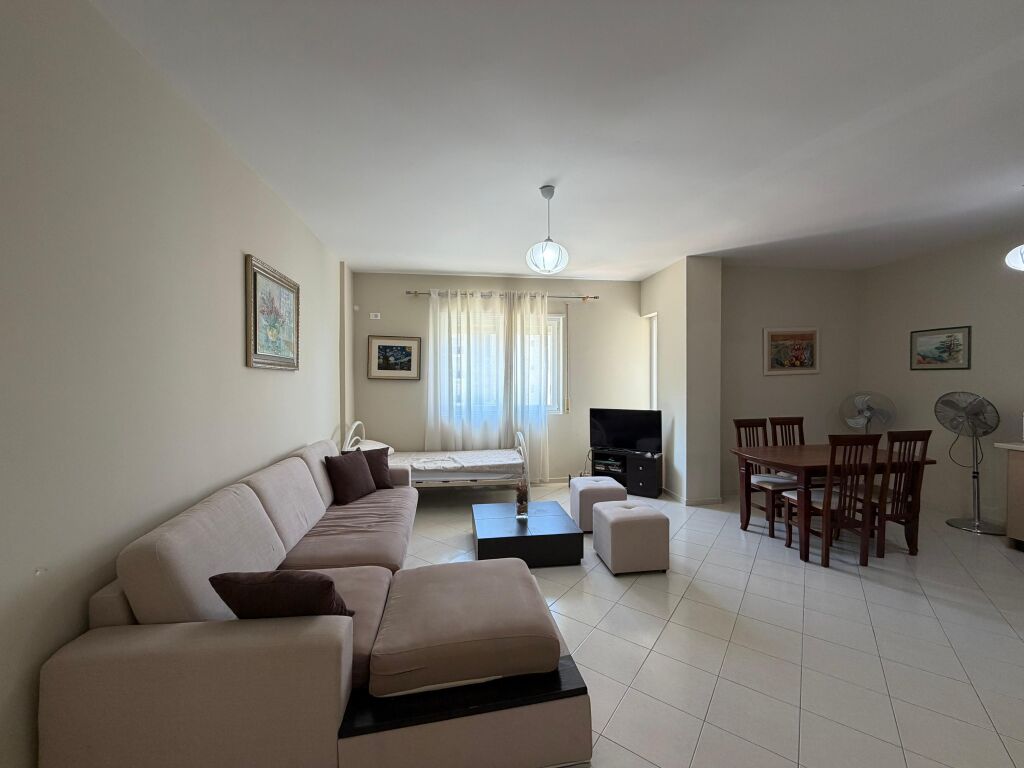Apartment for long term rent  Vlore near Marina Bay Resort