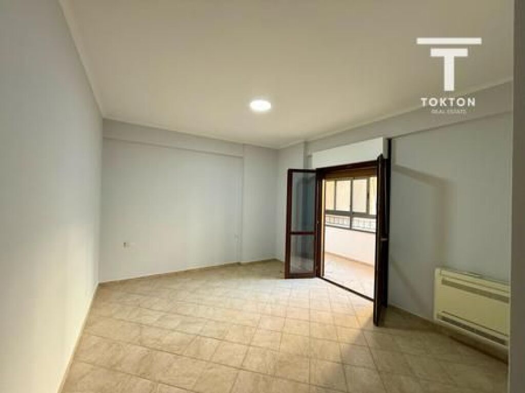 SHITET, APARTAMENT 3+1+2, KOMUNA E PARISIT, TIRANË