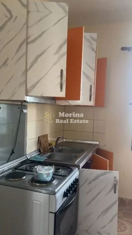 Qera | Shtëpi private 1 + 1 | Rruga 5 Maji | 300 €/muaj