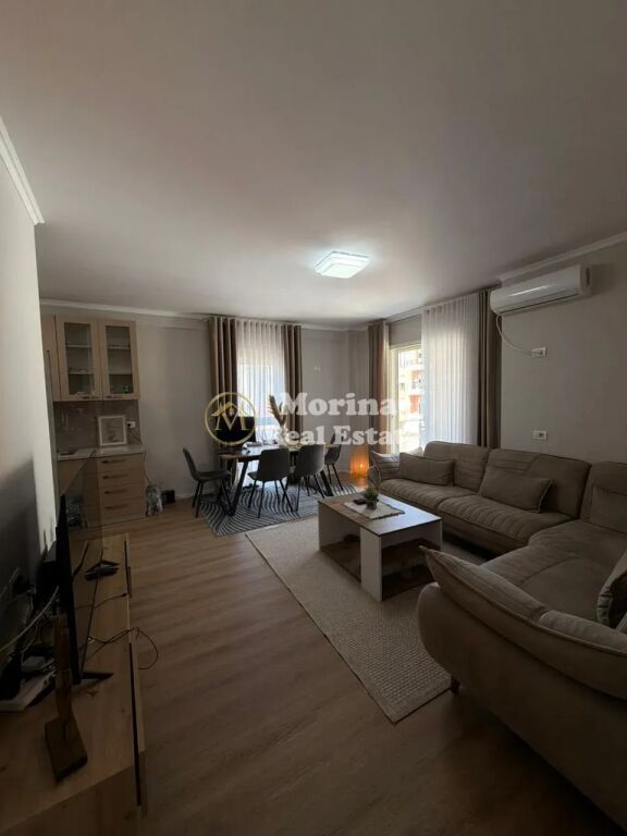 Affitto | Apartament 2 + 1 | Rruga e Durrësit | 750 €/mese