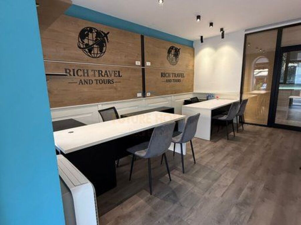 Qera, Zyrë në Rrugën Arkitekt Sinani, Kryqëzimi i Brrylit, Tiranë