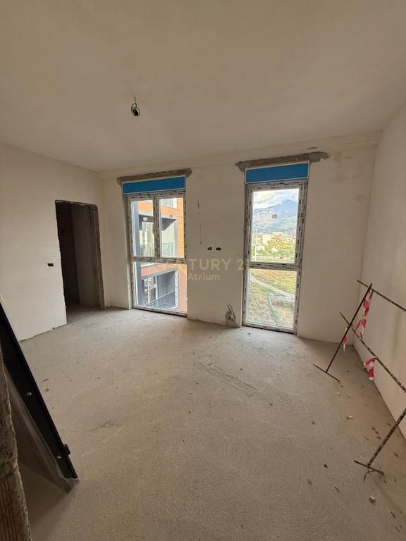 Shitet apartament 3+1+2 tek Kompleksi “Orbital 6”, Bulevardi i Ri!