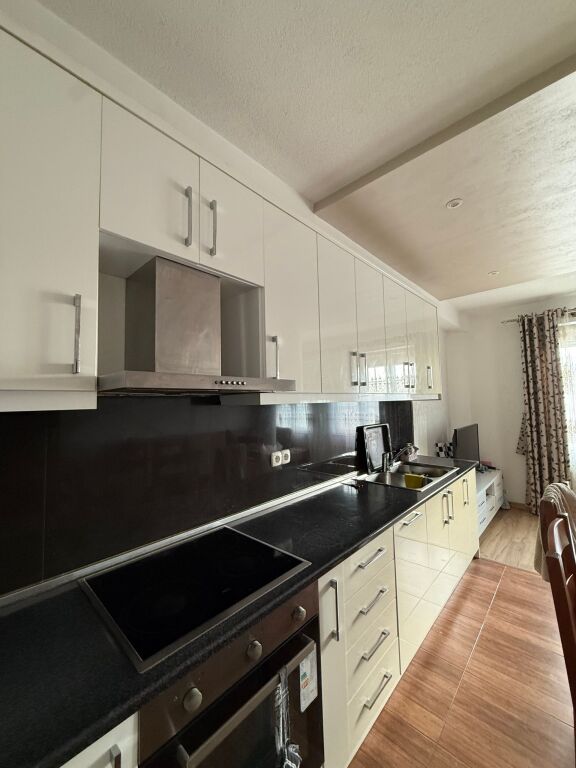 Qera | Vilë 2 + 1 | Rruga 5 Maji | 530 €/muaj