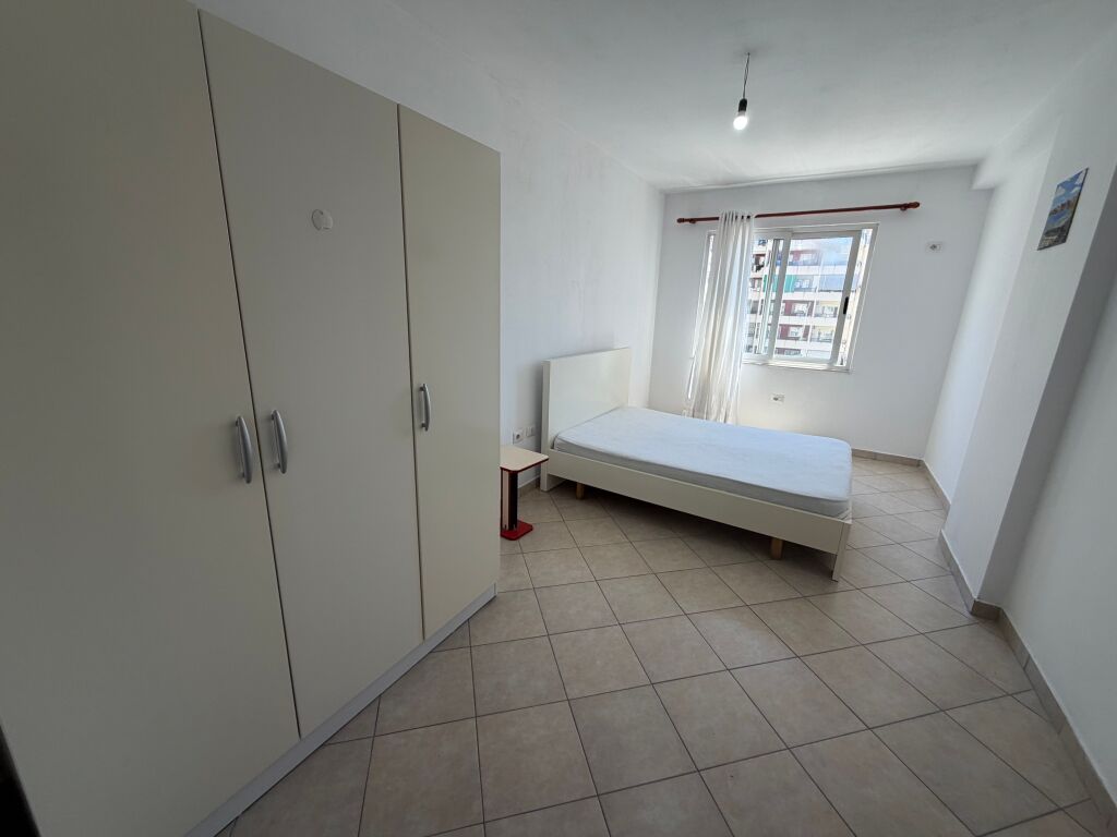 1+1,te vila L 2 astir,350 mije leke