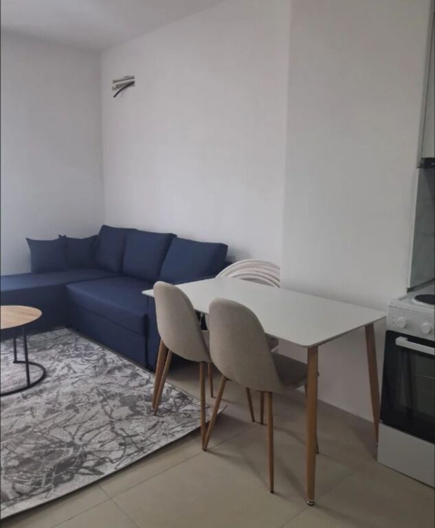 Rent | Apartament 1 + 1 | Rruga 5 Maji | 450 €/month