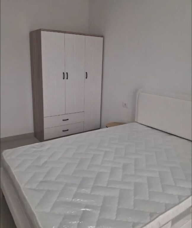 Rent | Apartament 1 + 1 | Rruga 5 Maji | 450 €/month