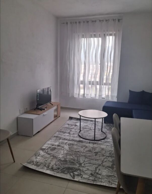 Rent | Apartament 1 + 1 | Rruga 5 Maji | 450 €/month