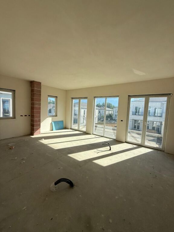 VILLA FOR SALE IN ROLLING HILLS 2, TIRANA