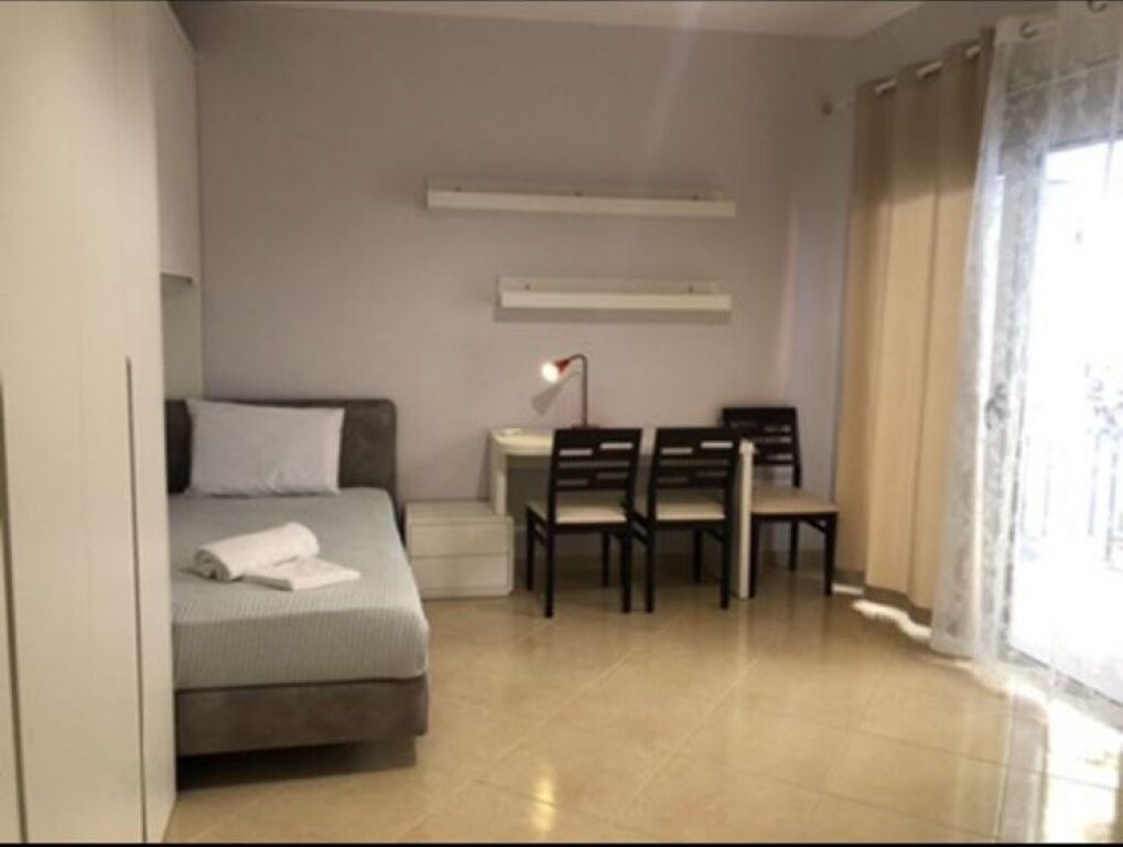 Apartament jepet me qira afatgjat