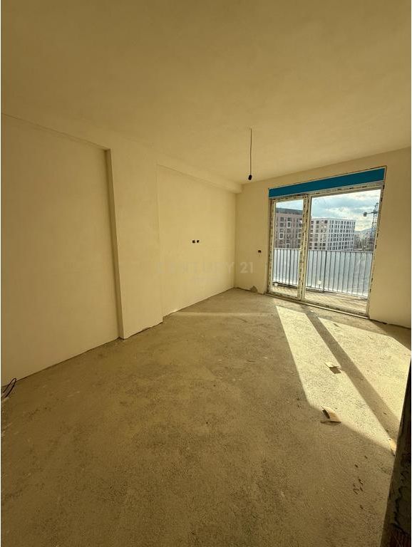 Shitet apartament 3+1+2 tek Kompleksi “Orbital 6”, Bulevardi i Ri!