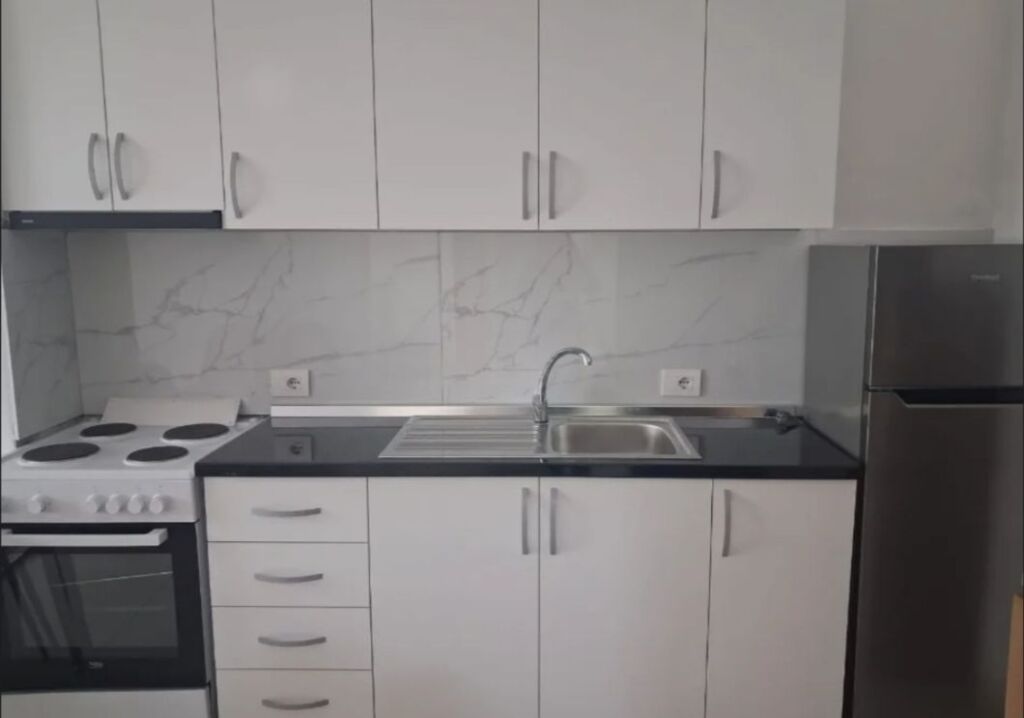 Rent | Apartament 1 + 1 | Rruga 5 Maji | 450 €/month