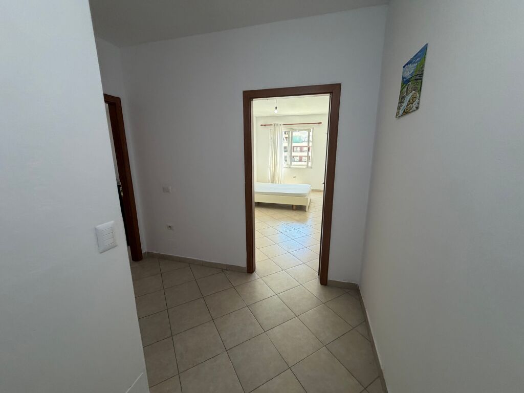 1+1,te vila L 2 astir,350 mije leke
