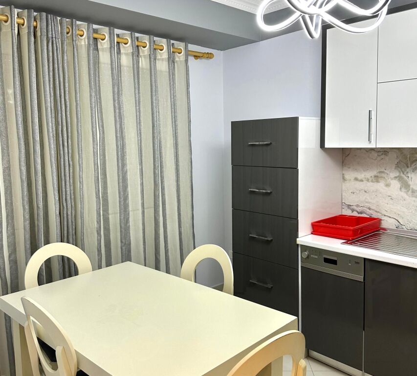 Me Qera: Duplex 3+1+3wc &amp; 1P. Parkimi 📍Res. Kodra e Diellit 1 - Mobilim Modern | 1,500 Euro/Muaj