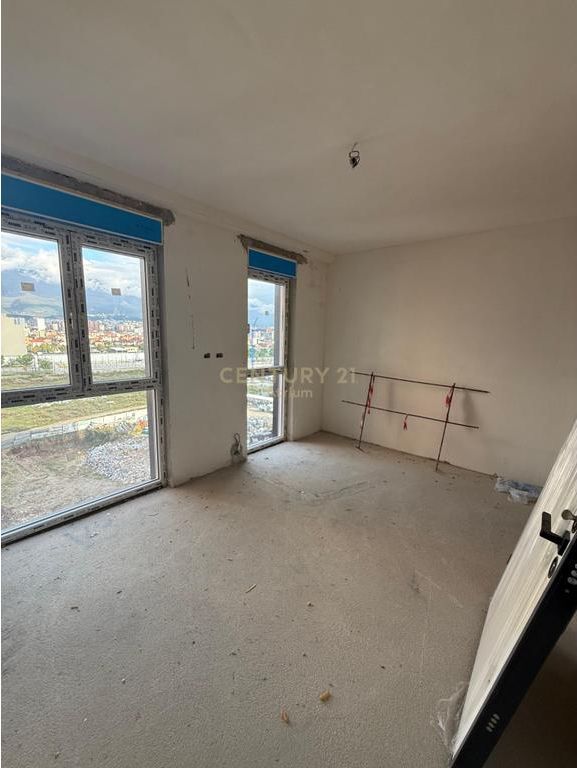 Shitet apartament 3+1+2 tek Kompleksi “Orbital 6”, Bulevardi i Ri!