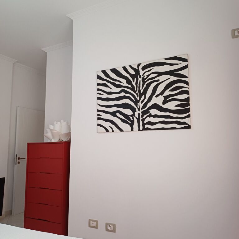 Apartament jepet me qira afatgjat