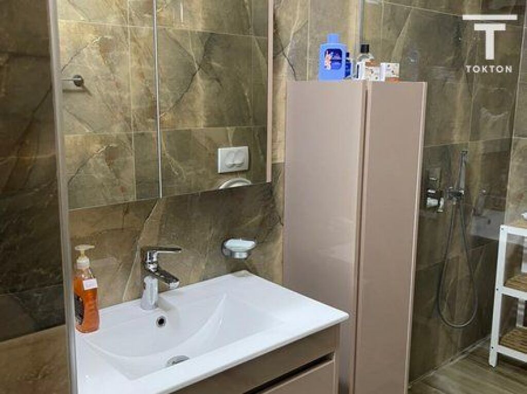 SHITET APARTAMENT 2+1+2, RRUGA: "ISUF ELEZI" TIRANË