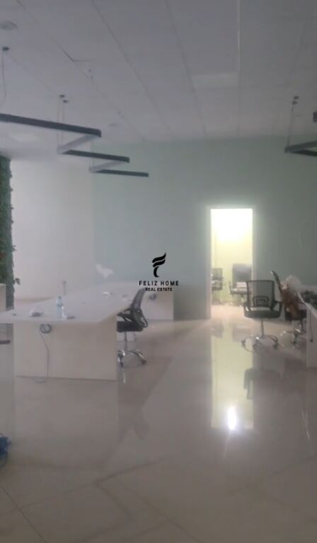 UFFICIO IN AFFITTO 260 M2 VIA KAVAJES 310.000 LEKE FH-75896