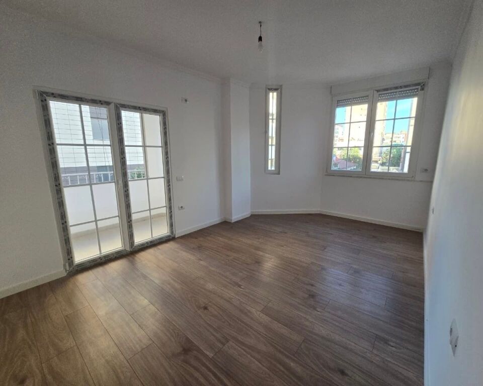 Zyre 2+1/Qera📍Rruga e Bogdaneve 📌700€