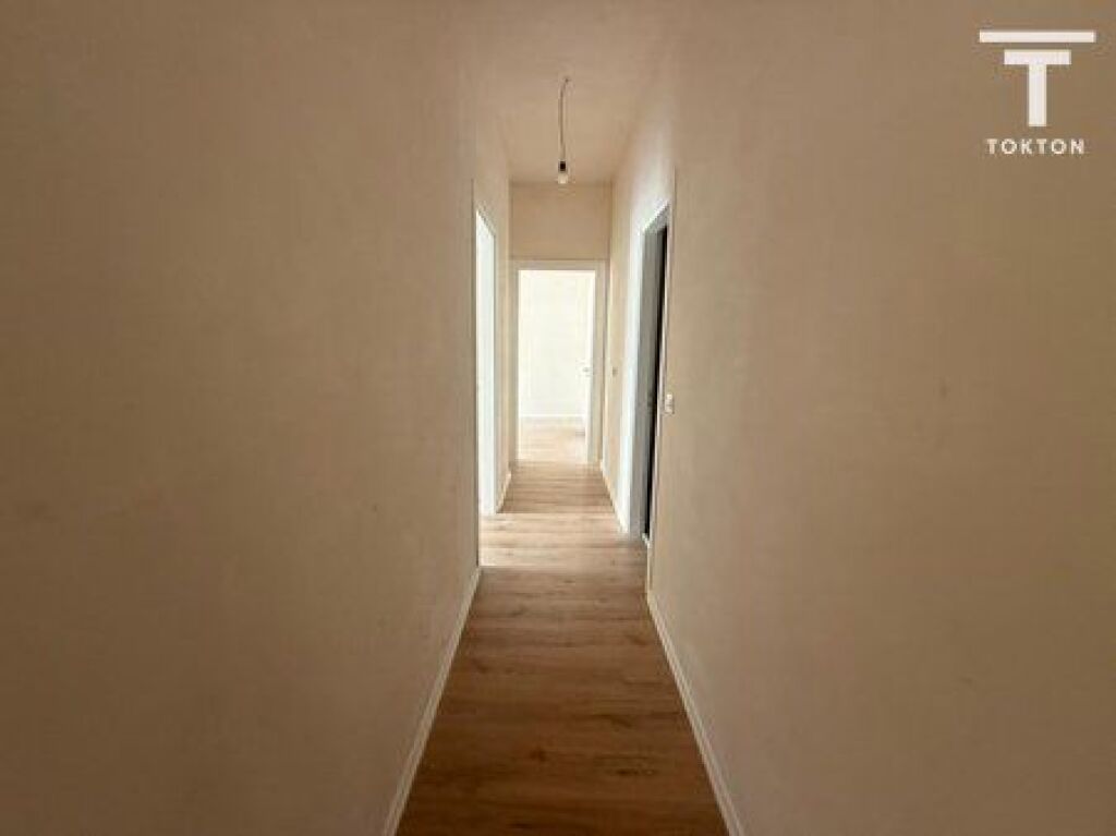 SHITET, APARTAMENT 3+1+2, KOMUNA E PARISIT, TIRANË