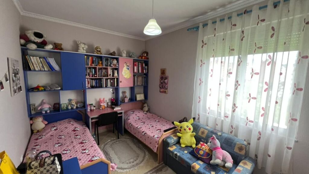 Apartment 3+1+2 for sale, Kavaja Street!
