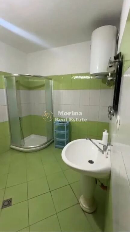 Qera | Shtëpi private 1 + 1 | Rruga 5 Maji | 300 €/muaj