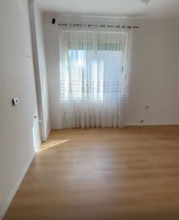 Apartament 2+1 per shitje ne Fresk!