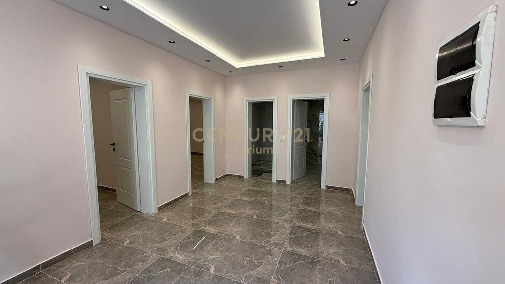 🏡 Jepet me qira vilë premium 3-katëshe tek Vilat Amerikane!