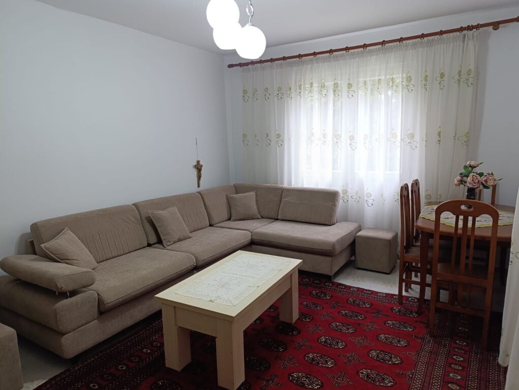 In affitto 2+1+1 KOMBINAT 500 mila leke