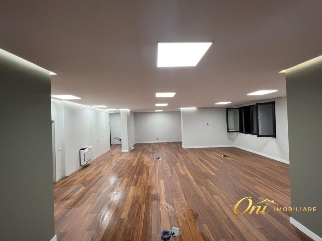 UFFICIO IN AFFITTO 140M2 EX ESPOSIZIONE
