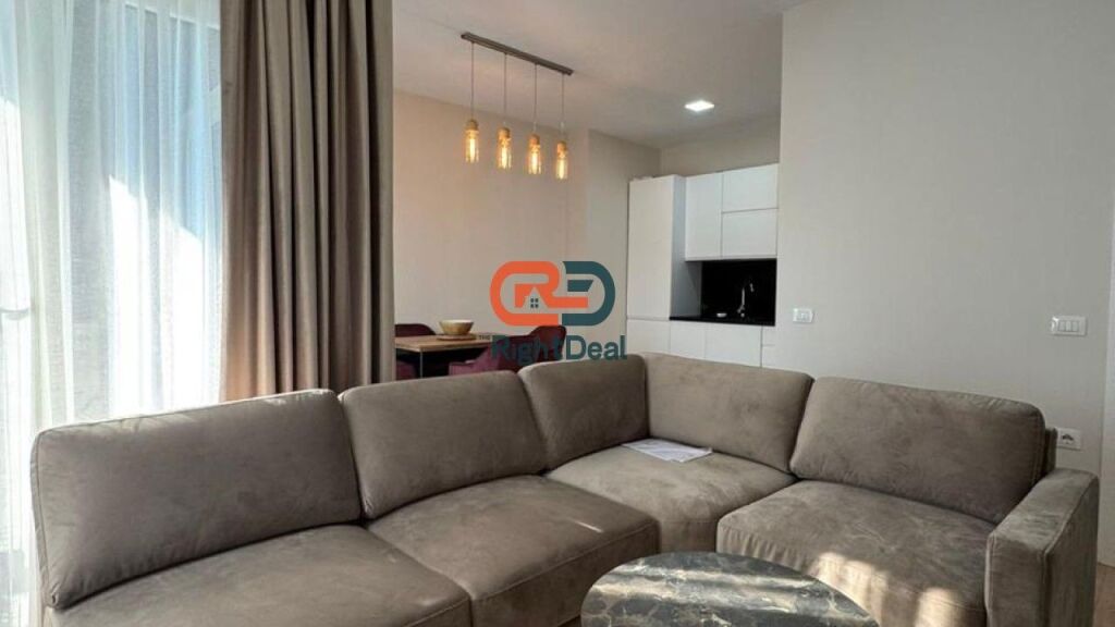 Tek Liqeni Artificial, Ne Rrugen E Kosovareve, Jepet Me Qira Apartament 2+1+2 Dhe Parking !!