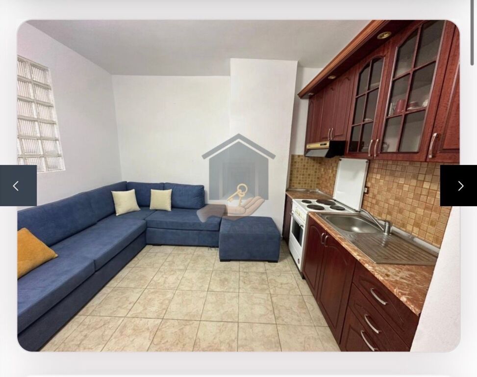 Shitet Apartament 1+1 ne Plazh