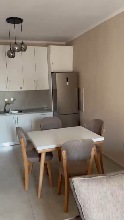 Rent | Apartament 2 + 1 | Rruga Xhanfize Keko | 650 €/month