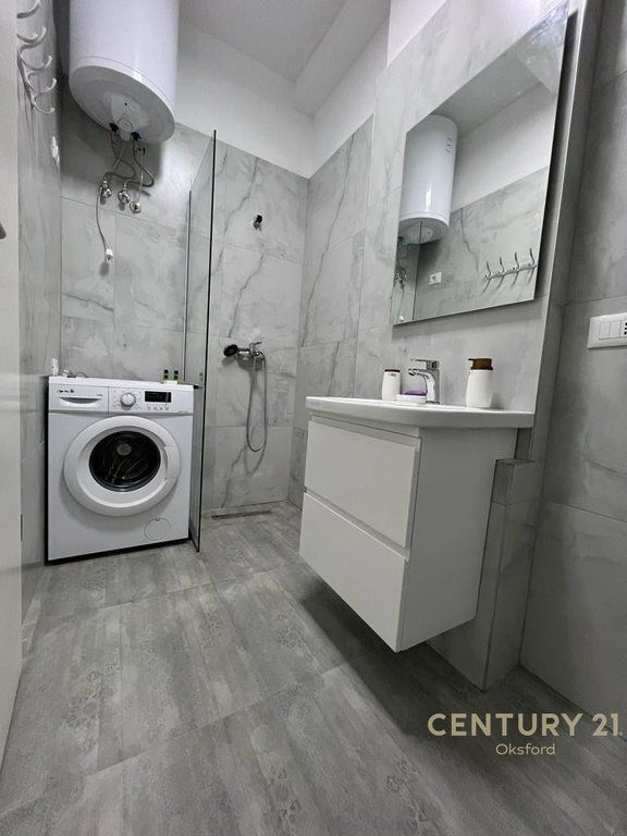 FOR RENT APARTMENT 1+1, AT THE COMPLEX CONTACT!