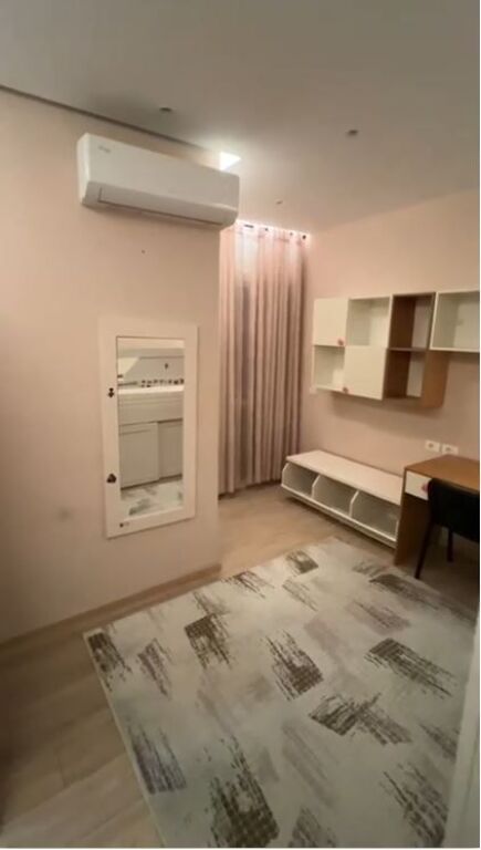 Jepet me qera apartament 2+1 ne Astir , 550 Euro