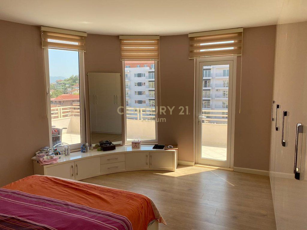 SHITET DUPLEKS NË KOMBINAT – SUPER MUNDËSI INVESTIMI! 250,000 €