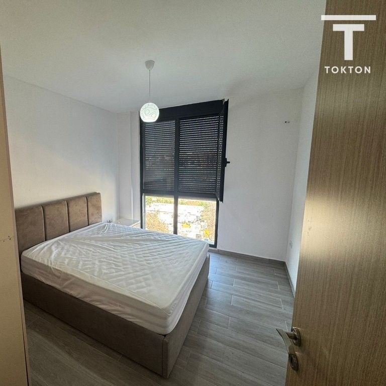 QIRA, APARTAMENT 3+1+2, RRUGA "5 MAJ", TIRANE