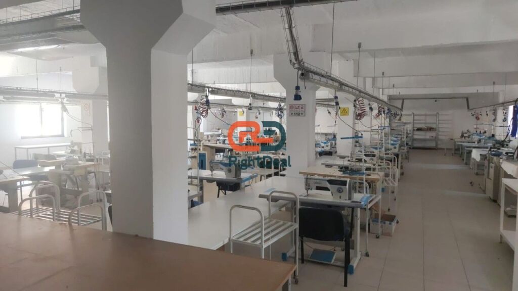 A Kombinat, Vicino alla Fabbrica del Vetro, si Affitta un Magazzino, Ideale per Diversi Tipi di Attività!!!