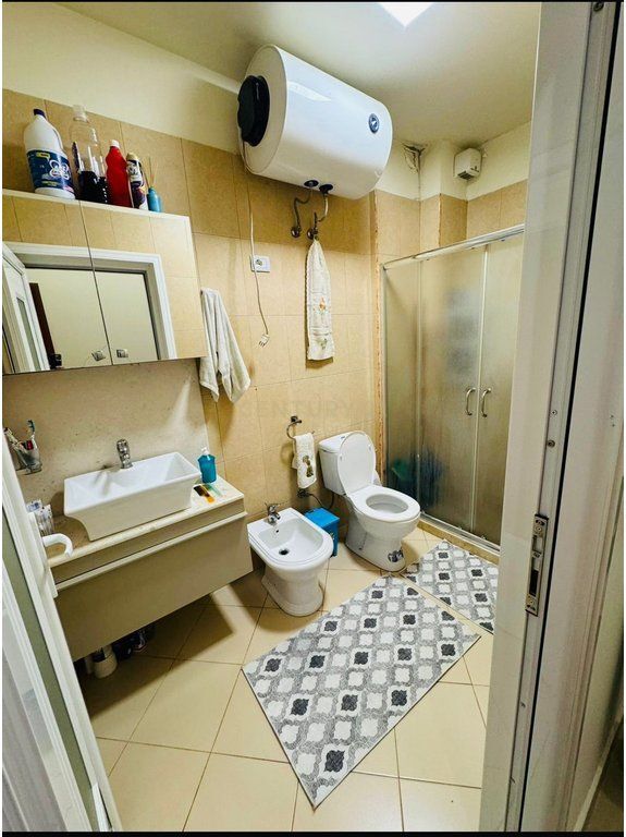 FOR RENT APARTMENT 1+1+ PARKING SPACE NEAR KODRA E DIELLIT 650 € /Month
