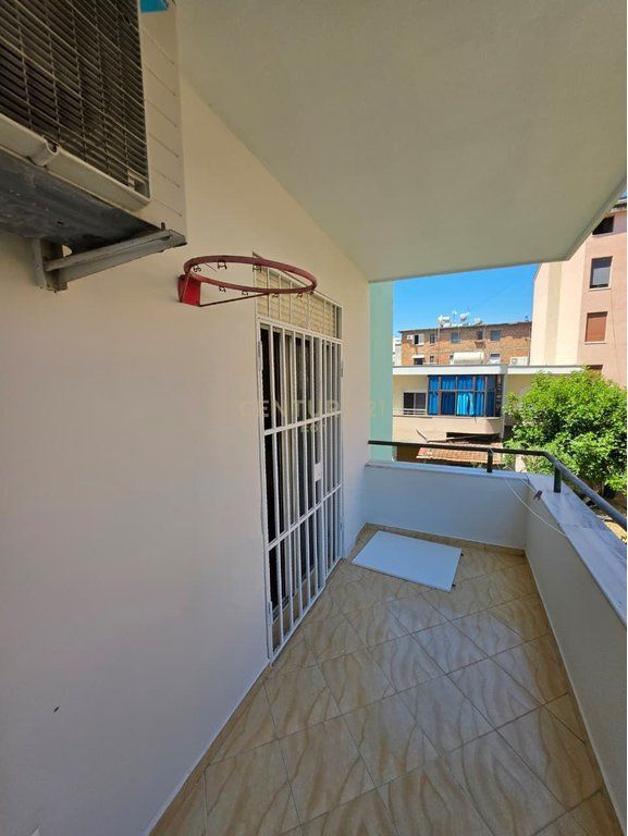 Apartament 2+1 Me Qira në Durrës, Lagjja Nr. 5 !