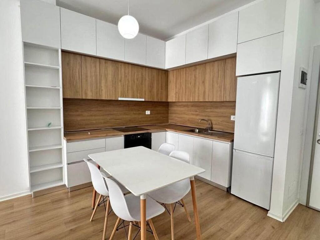 APARTMENT 1+1 FOR RENT - ALI DEMI STREET, TIRANA