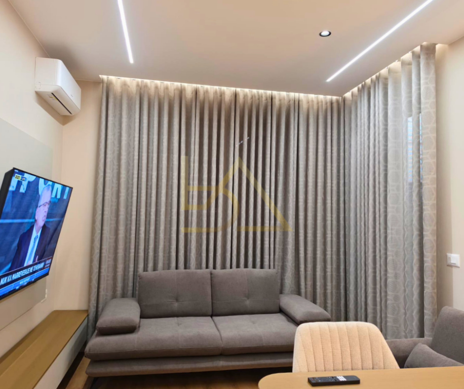 Jepet Apartament me Qira – Tiranë, Buzë Lanës