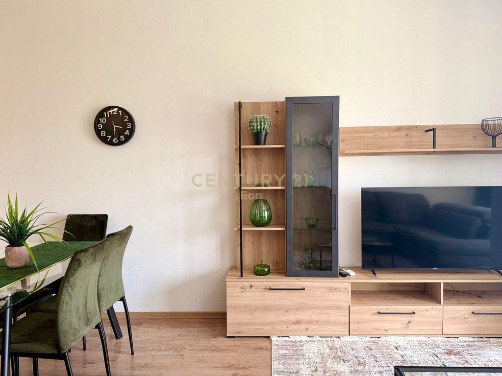 Apartament 2+1+2 Me Qira me Pamje Deti, Vollga Durrës - 900€ | 100 m²
