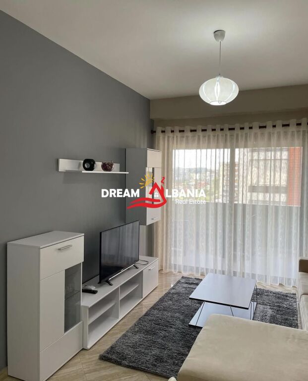 Jepet Apartament 1+1 me qera pranë Pallatit me Shigjeta (ID 42111583)
