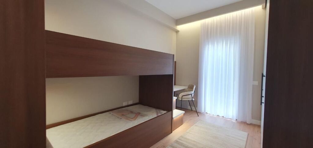 In affitto 2+1+2 Giardino Botanico 1200€