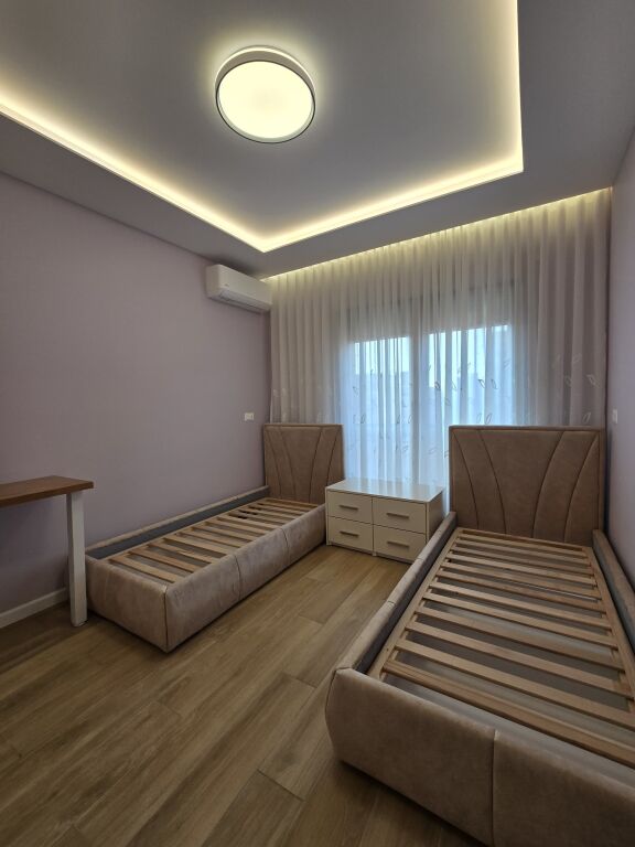 🏡 Jepet Apartament 2+1 me Qira te Kompleksi Delijorgji – Godinat e Reja