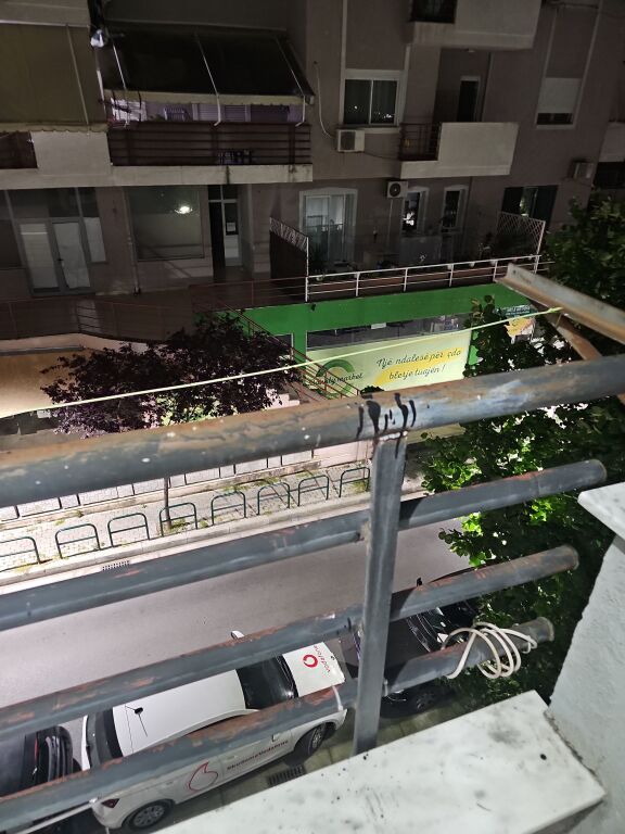 Apartament me qera