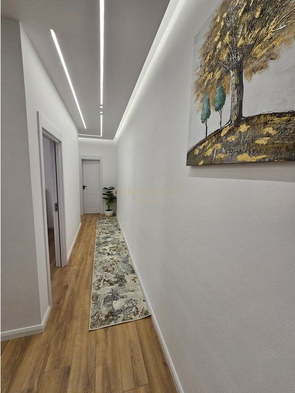 SHESIM APARTAMENT 2+1 NE MISTO MAME !
